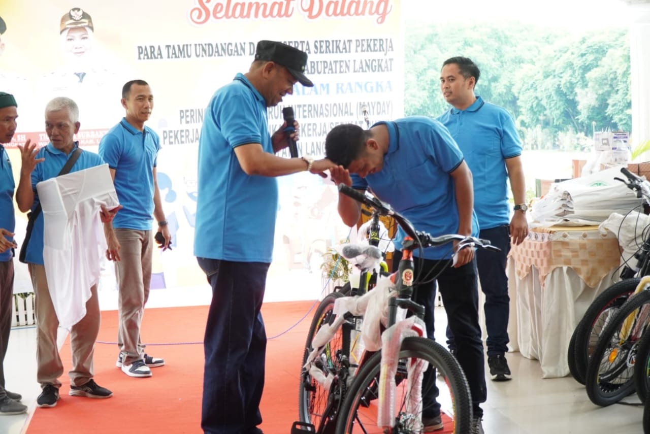 May Day di Langkat Meriah dan Kondusif, Bupati Langkat Apresiasi Kaum Buruh