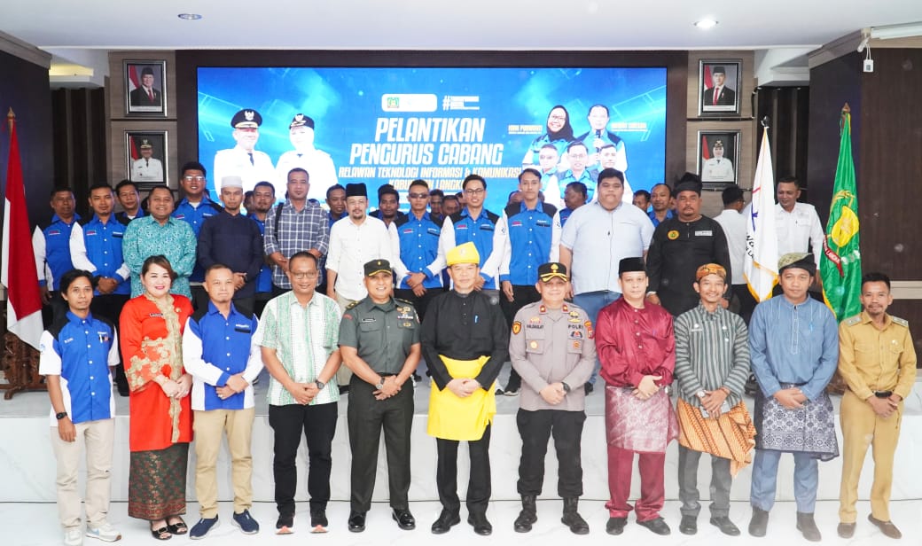 Bupati Langkat Dorong Transformasi Digital Lewat Pelantikan Relawan TIK 2025–2029