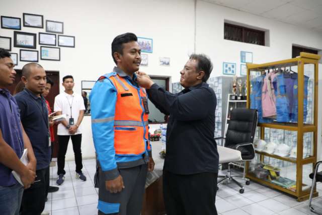 Direktur LHC PLN Kunjungi Unit terdepan, Sematkan Semangat “Kerja untuk Rakyat”