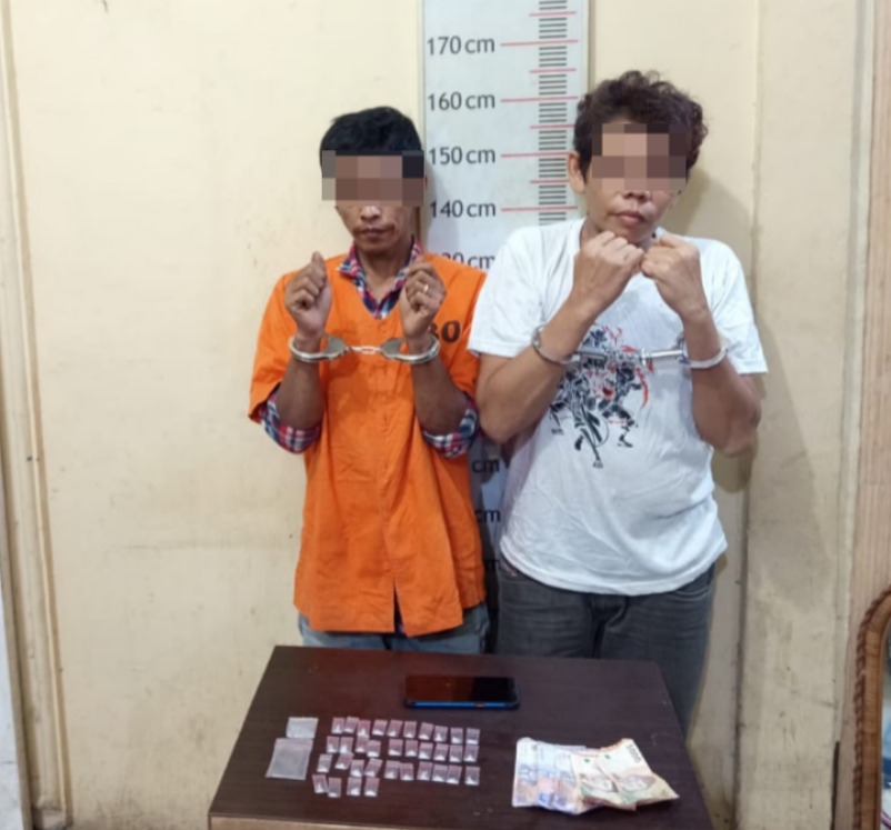 Dua Warga Tanjung Pura Ditangkap Miliki 34 Paket Sabu