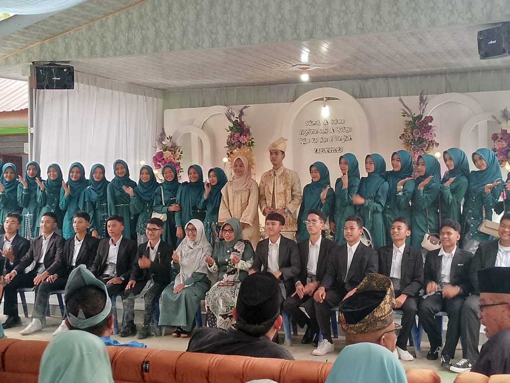 Sekolah MAN 2 Tanjung Pura Menggelar Kegiatan Angkat Pagelaran Seni dan Budaya Indonesia