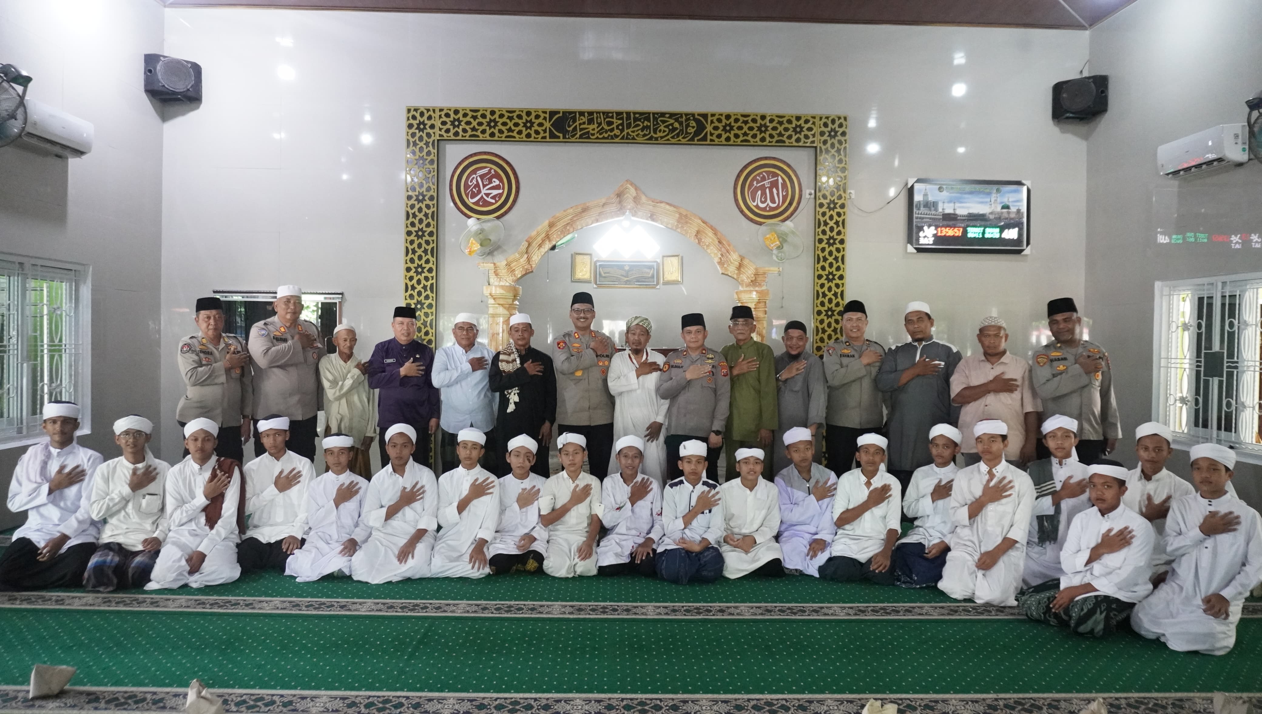 Jalin Silaturhami dengan Masyarakat Kapolres Langkat Gelar Jumat Curhat