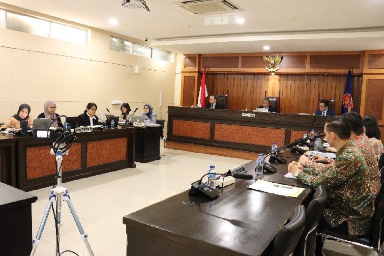 Sidang Majelis Komisi Pemeriksaan Pendahuluan perdana atas Perkara Nomor 01/KPPU-M/2025 terkait Penilaian Menyeluruh terkait Transaksi Pengambilalihan Saham PT Tokopedia oleh TikTok Nusantara (SG) Pte. Ltd, Selasa (27/5/2025) di Kantor KPPU Jakarta.