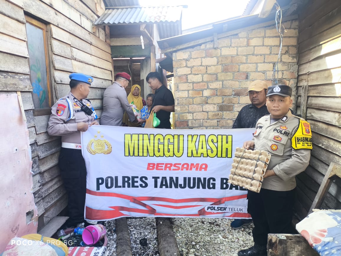 Rasa Empati Polres Tanjung Balai Dalam Minggu Kasih Berikan Bantuan Kepada Warga Yang Membutuhkan