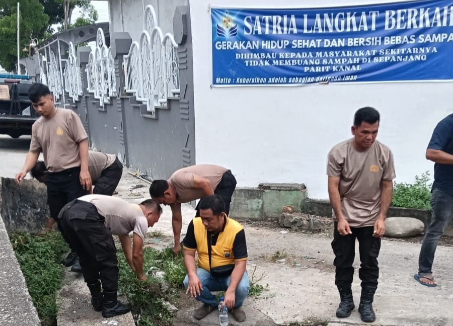 Polsek Pangkalan Berandan Gelar Bakti Sosial Dalam Rangka Hari Bhayangkara ke-79