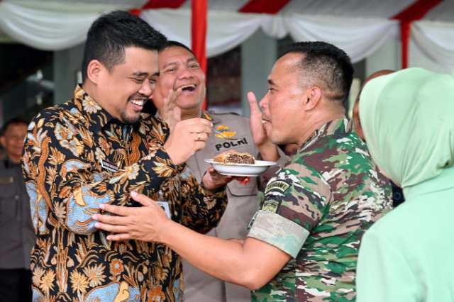 Gubernur Sumut, Bobby Nasution menghadiri Peringatan HUT ke-75 Kodam I Bukit Barisan yang diselenggarakan di Makodam I Bukit Barisan, Jalan Gatot Subroto, Medan, Jum'at (20/6/2025).