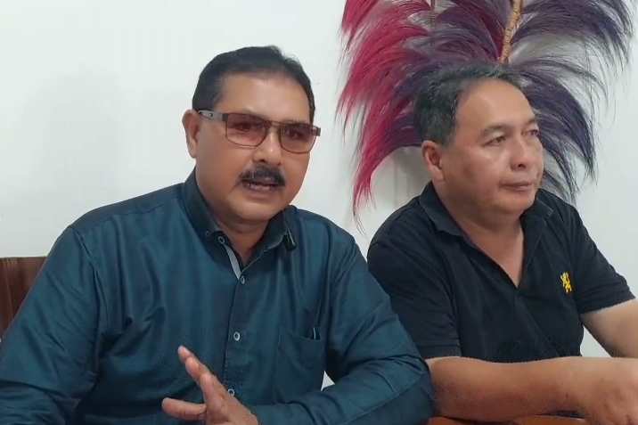Kuasa Hukum Dr Fatwa Imelda SKep N M Biomed dari Law Office Prasetio & Partner, Salman Sirait SH dan Edi Suprasetio SH