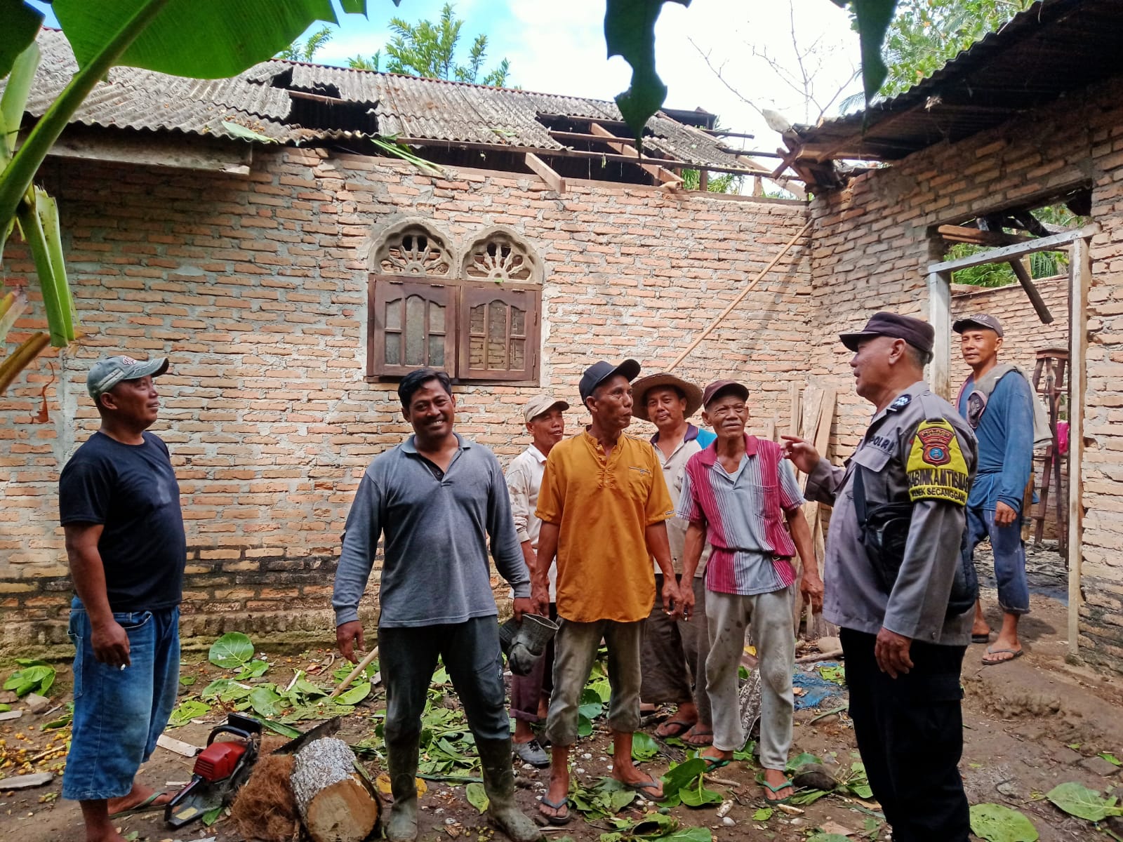 Belasan Rumah di Kecamatan Secanggang di Terjang Angin Puting Beliung