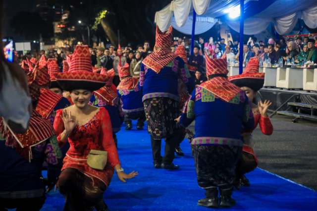Colorful Medan Night Carnival 2025 Meriah, Rico Waas:  Tunjukkan Kota Medan ke Dunia Lewat Ragam Kebudayaan