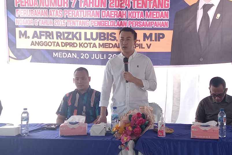 Anggota DPRD Kota Medan dari Fraksi Partai NasDem, Afri Rizki Lubis, saat sosialiasi perda.