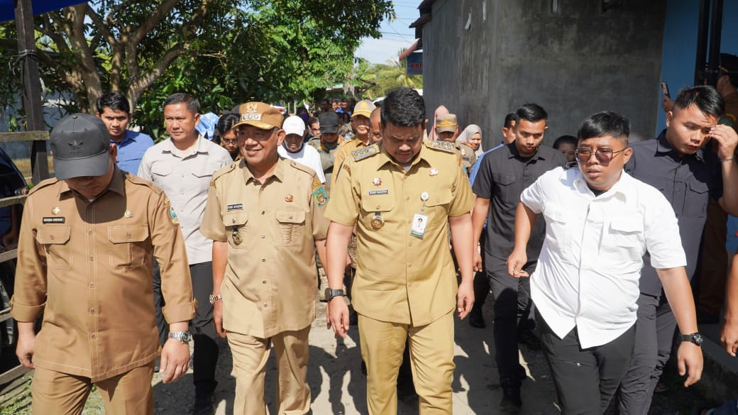 Bupati Langkat Dampingi Gubernur Sumut Tinjau Pengerukan Waduk Tanjung Pura