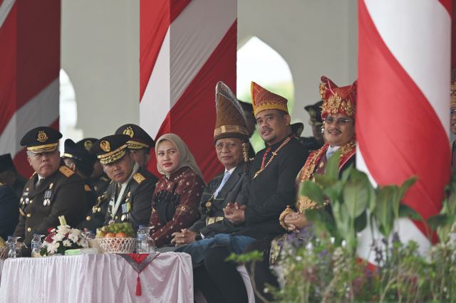 Gubernur Sumatera Utara (Sumut) Bobby Nasution bersama Wagubsu Upacara Hari Ulang Tahun (HUT) ke-80 Kemerdekaan Republik Indonesia Tahun 2025 Provinsi Sumatera Utara di Lapangan Astaka Jalan William Iskandar, Percut Seituan, Deliserdang, Minggu (17/8/2025). Foto/Diskominfo Sumut 