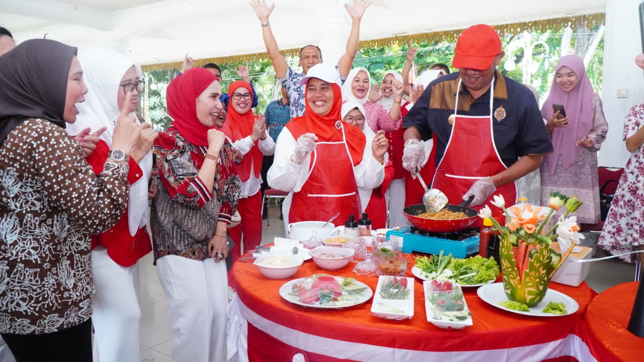 Bupati Langkat Semarakkan HUT RI ke-80 Lewat Lomba Masak Nasi Goreng Forkopimda Plus
