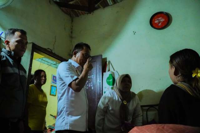 Wakil Wali Kota Medan, Zakiyuddin Harahap mendatangi rumah anak yang menjadi korban kekerasan dan pelecehan seksual