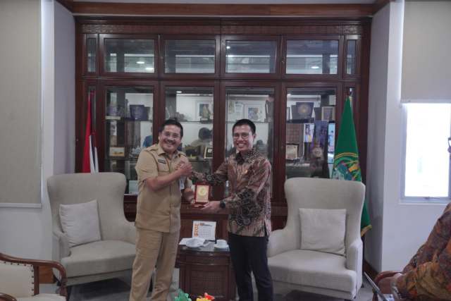 Pemerintah Provinsi Sumatera Utara mendukung upaya PLN dalam mempercepat peningkatan rasio elektrifikasi.