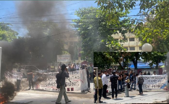 Aksi demo Mahasiswa Universitas Darma Agung (UDA) Medan, beberapa waktu lalu. Ist