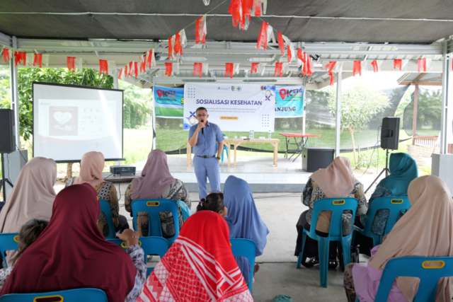PT Indonesia Asahan Aluminium (INALUM) melakukan sosialisasi kesehatan kepada warga Desa Kuala Tanjung dalam agenda Sosialisasi kesehatan PHBS (Perilaku Hidup Bersih dan Sehat) di Kawasan Edu-Agrowisata Kutaview, Desa Binaan INALUM Kuala Tanjung.