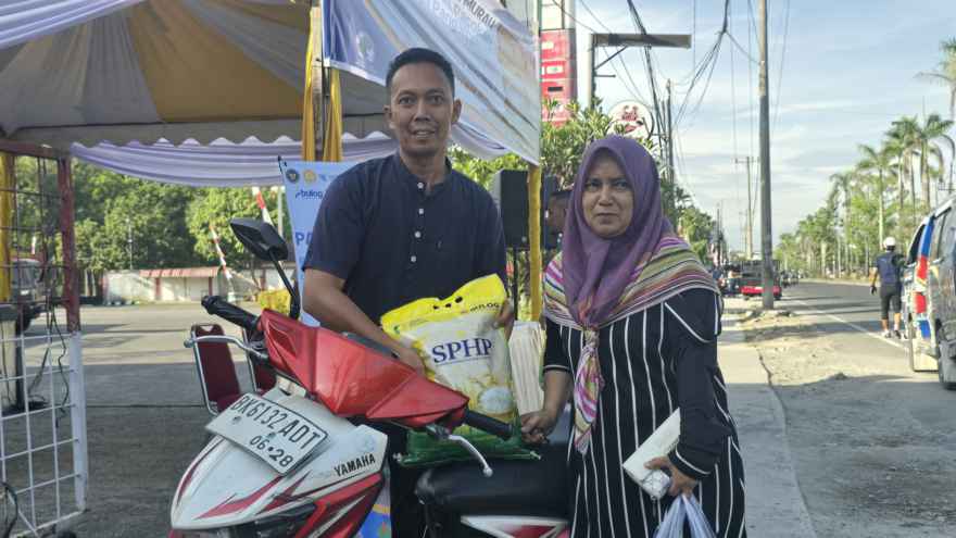Distribusi Beras Murah Diperluas, PalmCo Salurkan 195 Ton SPHP ke Tiga Pulau