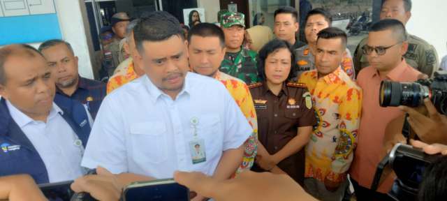 Gubernur Sumatera Utara (Sumut) Bobby Nasution meninjau persiapan program Universal Health Coverage (UHC) di Rumah Sakit Umum Daerah (RSUD) Aek Kanopan pada, Kamis (25/9/2025) siang.
