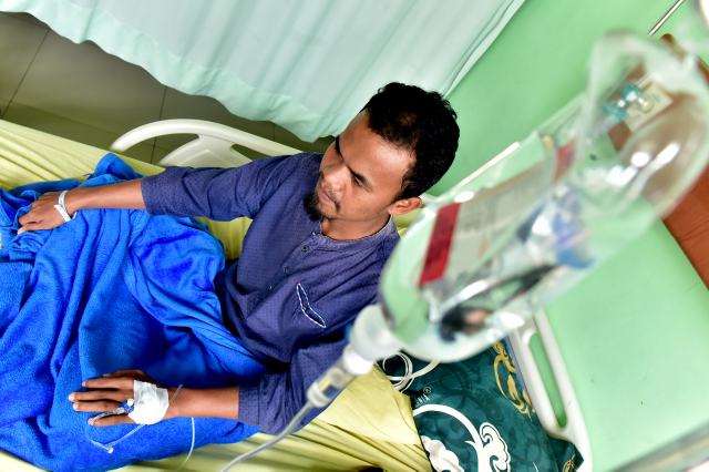 Gubernur Sumatera Utara Muhammad Bobby Afif Nasution pada pembukaan Kadin Fest 2025 Sumut dengan tajuk "North Sumatera Investmen Industry Trade & Halal Expo", di Gedung Serbaguna Pekan Raya Sumatera Utara (PRSU) Tapiandaya, Jalan Gatot Subroto Medan, baru-baru ini. Foto/Diskominfo Sumut