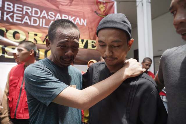 Kejaksaan Negeri (Kejari) Belawan menghentikan penuntutan terhadap 21 tersangka dalam kasus pidana pencurian melalui mekanisme keadilan Restorative Justice (RJ).