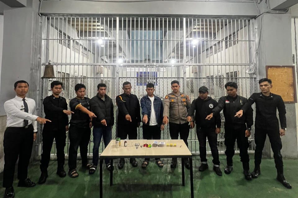 Cegah Potensi Gangguan Kamtib, Rutan Kabanjahe Gelar Razia Insidentil Bersama APH