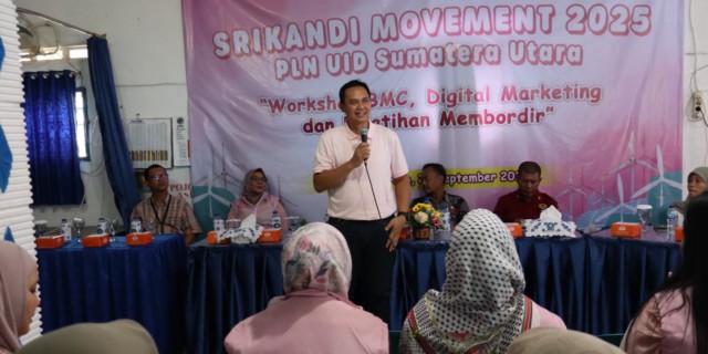 SM Distribusi, Hariadi Fitrianto saat menyampaikan Sambutan pada kegiatan Workshop BMC, Digital Marketing dan Pelatihan Membordir. (ist)