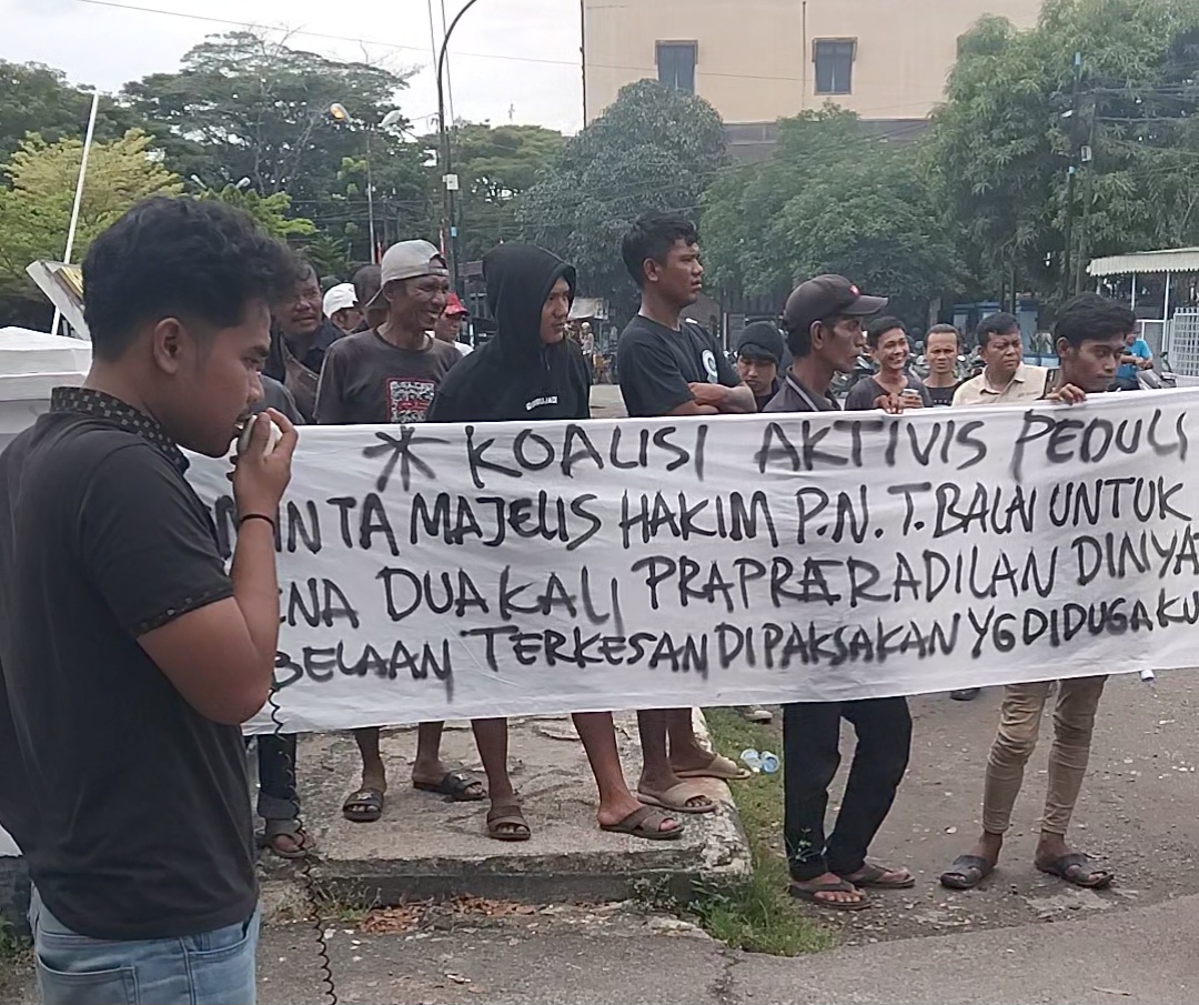 3 Aliansi Kota Tanjungbalai Menggelar Aksi Meminta Agar  Rahmadi Dihukum Seberat-Beratnya