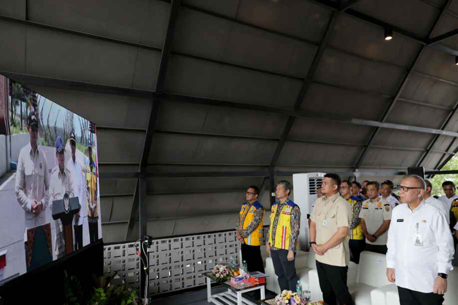 Gubernur Sumatera Utara (Sumut) Muhammad Bobby Afif Nasution menghadiri peresmian Underpass Gatot Subroto Medan, serta sejumlah proyek stragegis di seluruh Indonesia oleh Presiden RI Prabowo Subianto, Rabu (19/11/2025).
