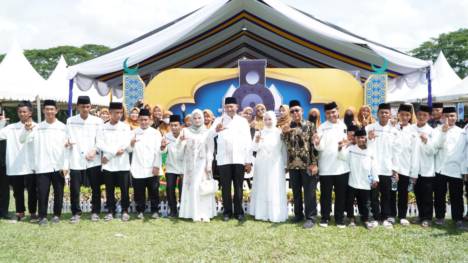 Bupati Langkat Lepas Pawai Taaruf dan Lantik Dewan Hakim MTQ ke-58