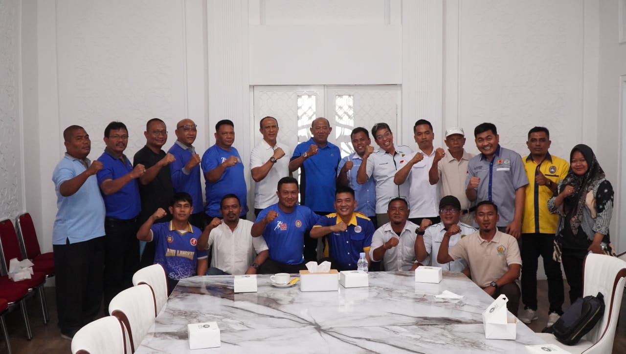 Bupati Langkat Salurkan Bantuan ke 10 Cabor, Tegaskan Komitmen Pembinaan Atlet Muda Langkat