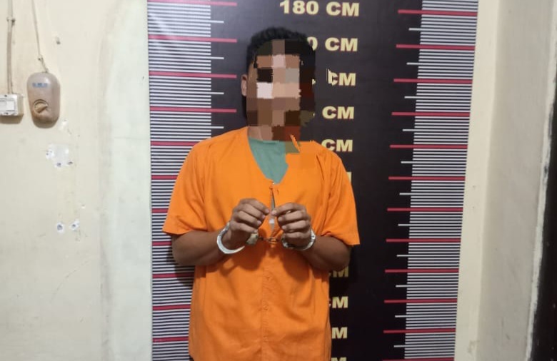 Pecandu Ini Ditangkap Unit Reskrim Polsek Tanjung Pura Lagi Sedot Sabu