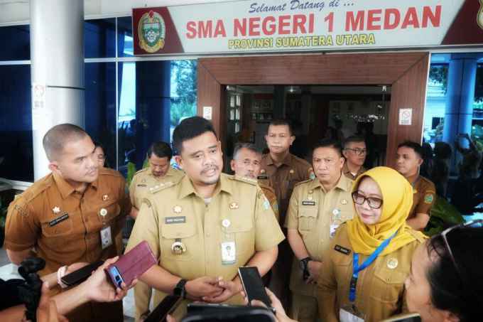 Langkah Strategis Gubernur Bobby Nasution Realisasikan Akses Internet Gratis di Sekolah