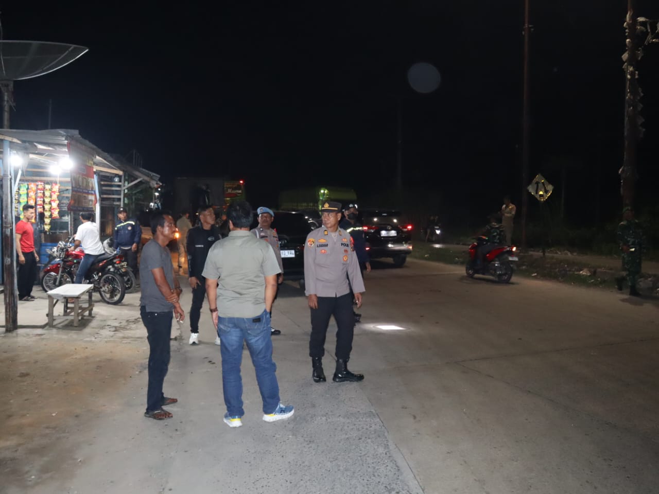 Polres Labuhanbatu Melaksanakan Patroli Gabungan Tiga Pilar Ciptakan Situasi Kamtibmas Kondusif