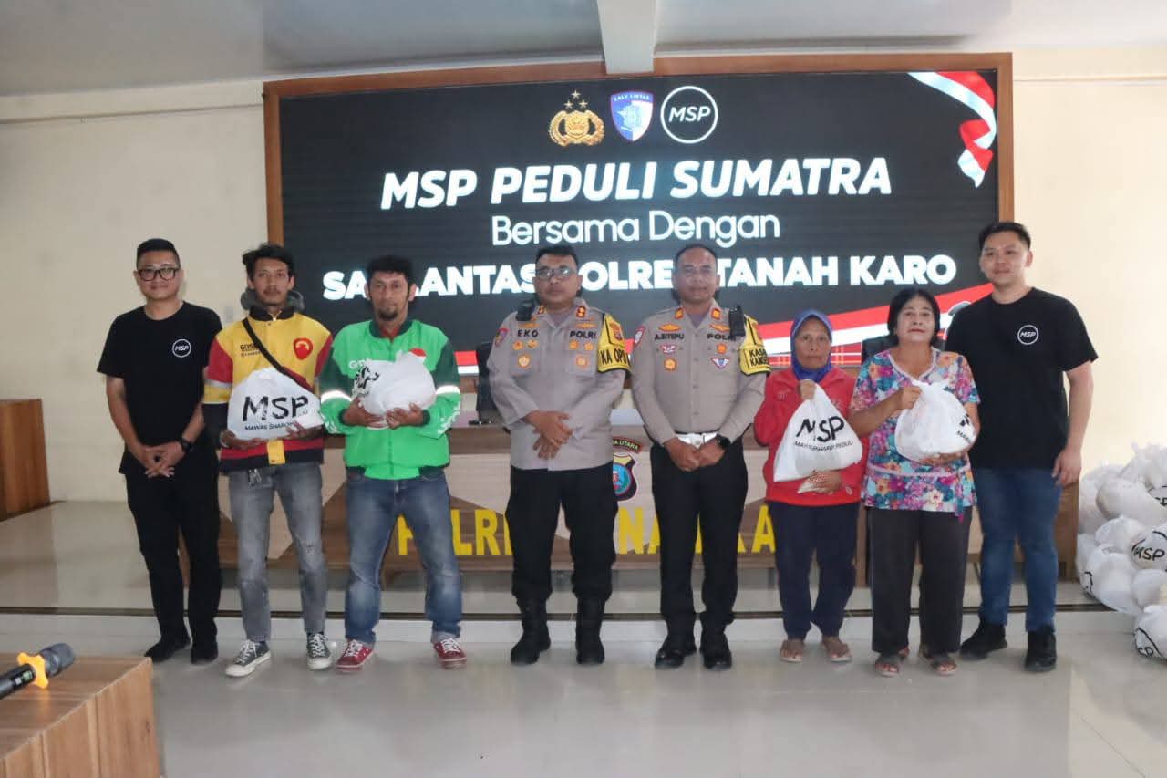Sambut Natal, MSP Komunitas Gereja Bersama Polres Tanah Karo Salurkan Bantuan Sembako