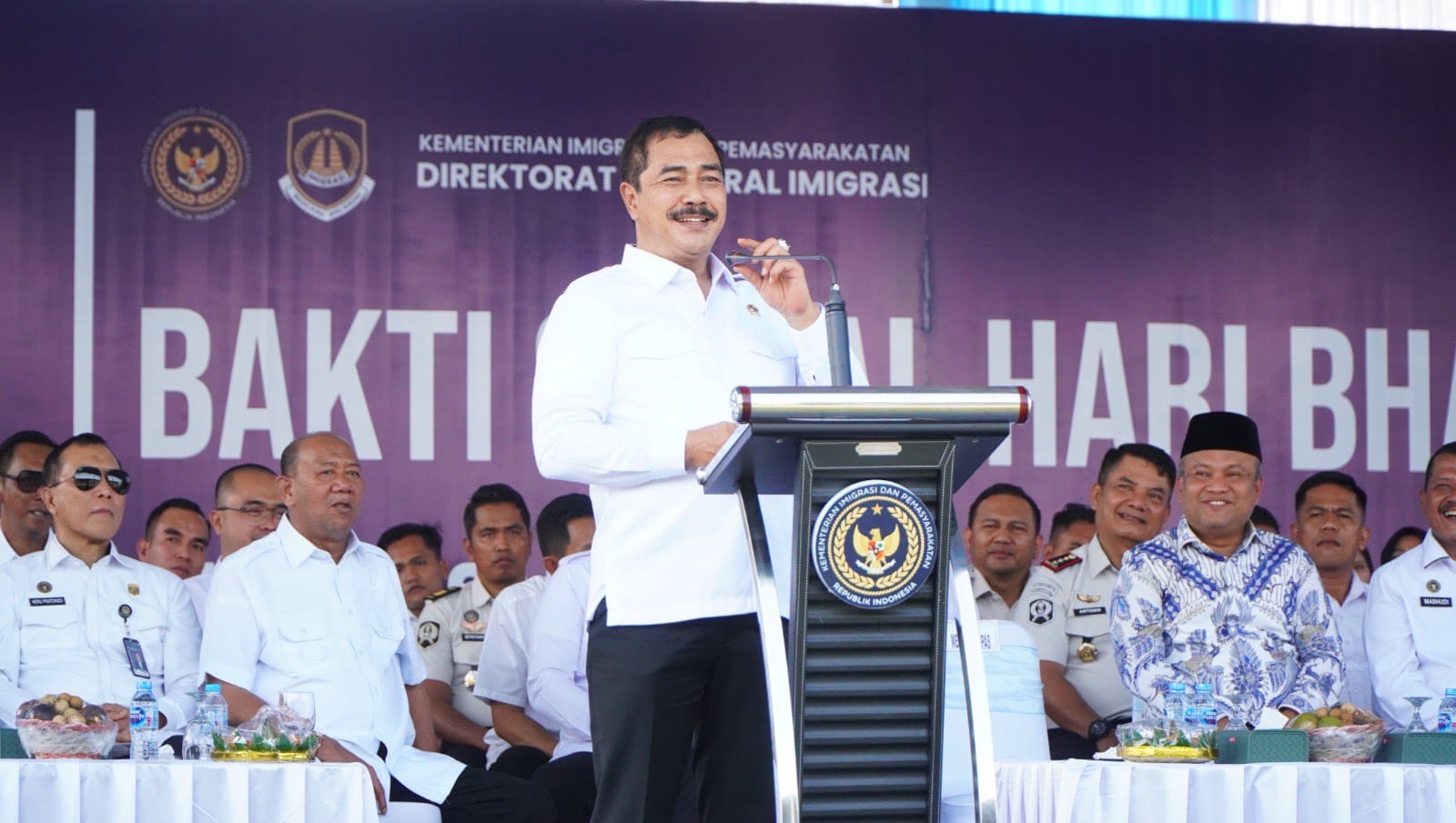 Bupati Syah Afandin Apresiasi Menteri Imigrasi dan Pemasyarakatan Salurkan 10 Ribu Paket Sembako