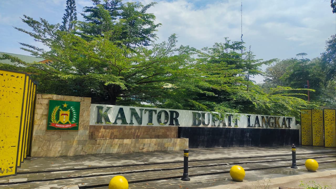 Bupati Langkat Hormati Putusan Kasasi MA, Pemkab Tunggu Salinan Resmi & Tempuh Proses Sesuai Ketentuan
