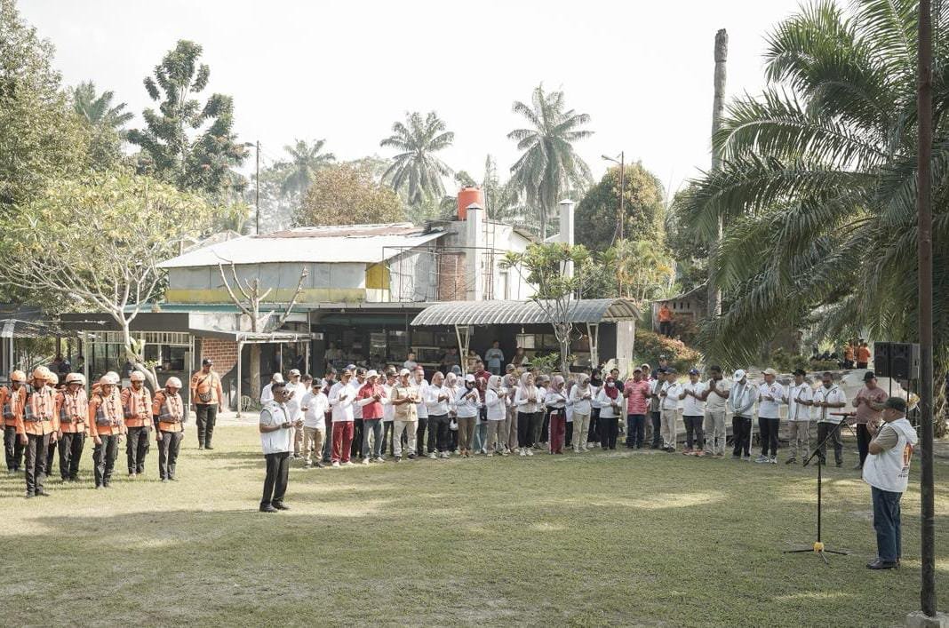 Tindak Lanjuti Arahan Presiden Prabowo, DPD Partai Gerindra Sumut Lakukan Pembersihan Sungai Deli