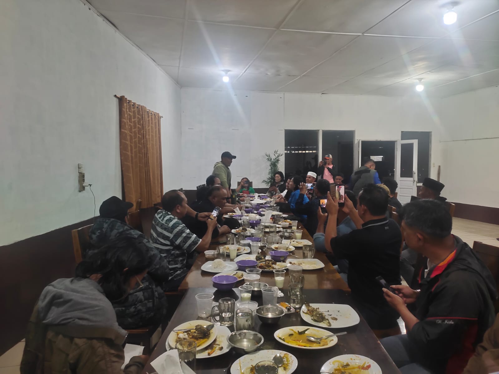 Jalin Kebersamaan Kodim 0205/TK Letkol Inf Robert Penjaitan Buka Puasa Bersama Insan Pers