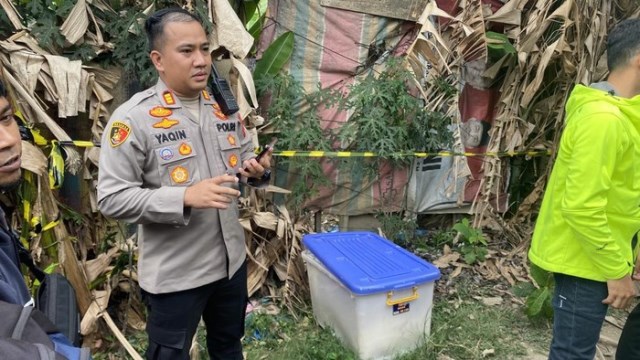 GEGER! Mayat Di Dalam Kontainer Boks Dibuang di Menteng VII