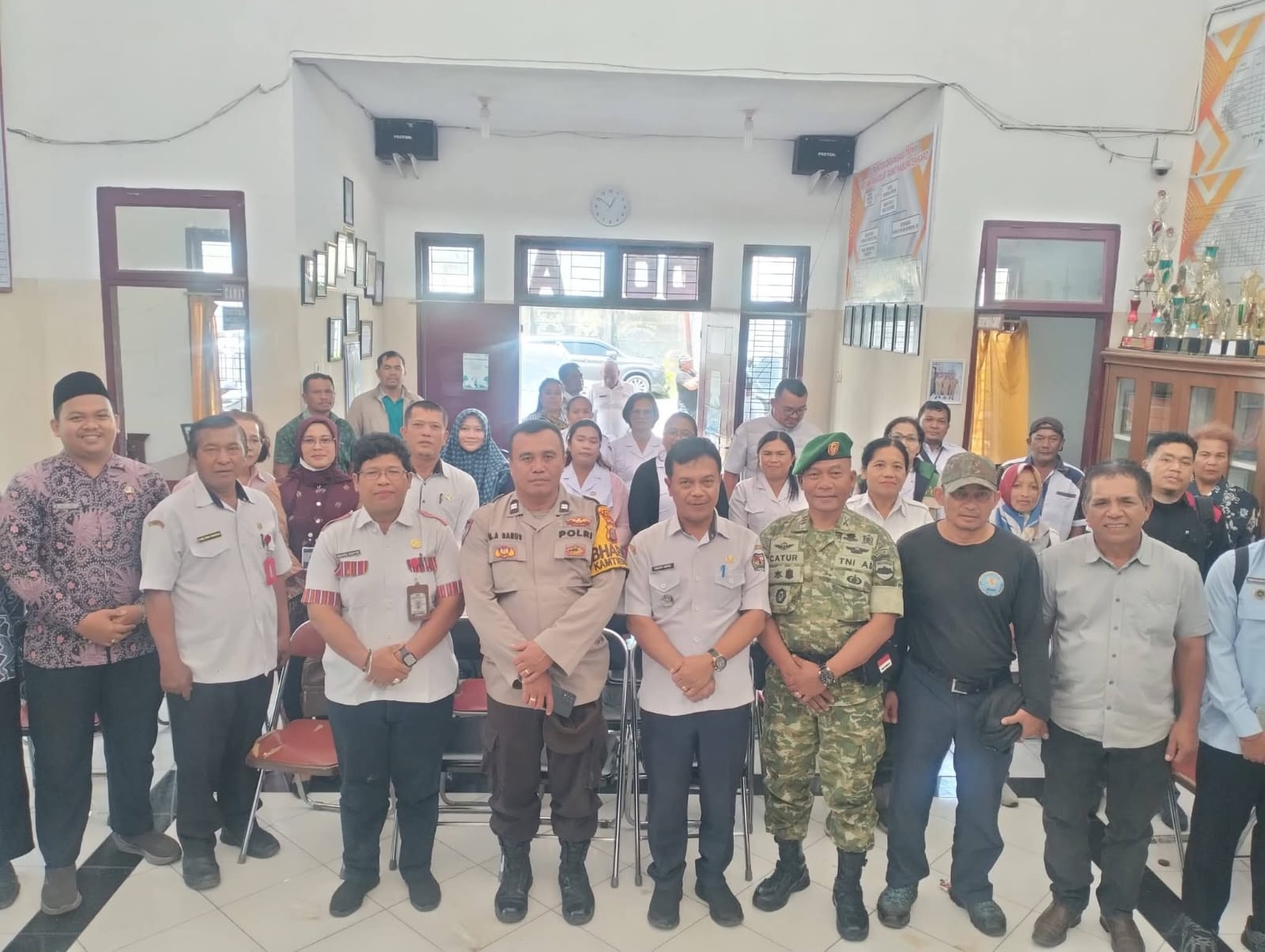 Polsek Tigapanah Hadiri Rapat Koordinasi Pemerintahan Dolat Rayat