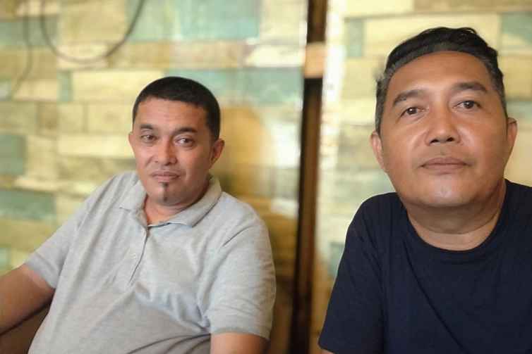 Zainul Abdi Nasution (kiri)