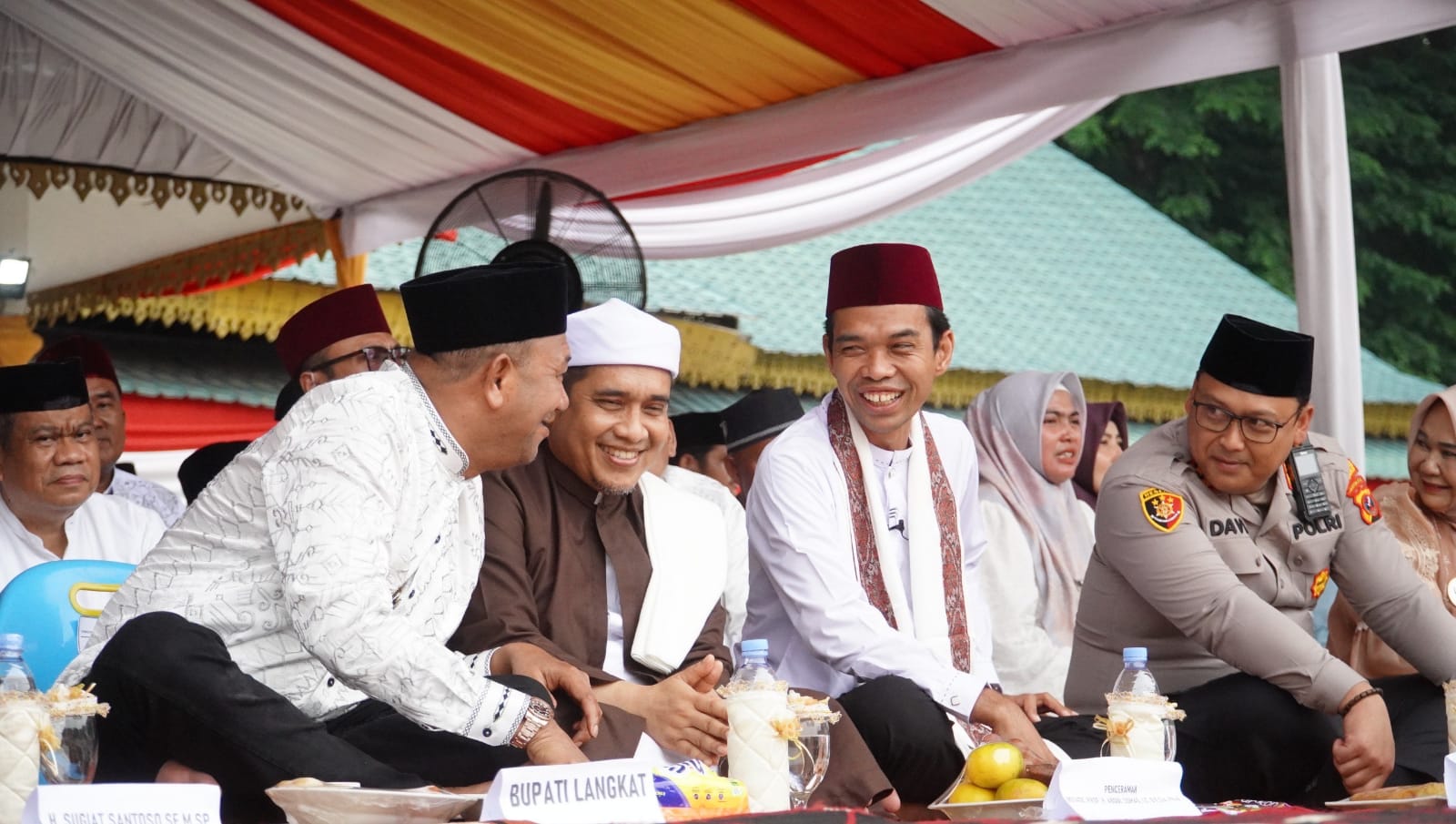 Syah Afandin Hadiri Tabligh Akbar UAS, Momentum Religius Satukan Masyarakat Langkat