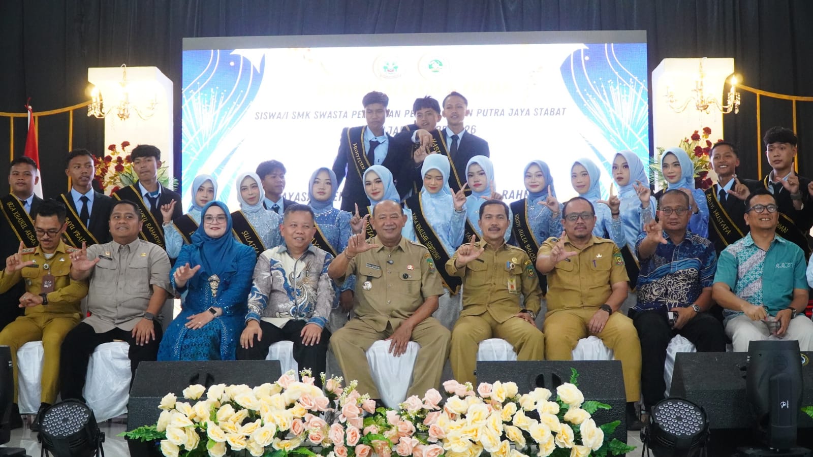 Bupati Syah Afandin Motivasi Lulusan Putra Jaya Jabal Rahmah Raih Mimpi