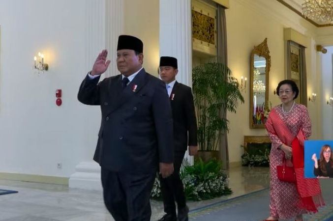 Presiden ke-5 RI sekaligus Dewan Pengarah BPIP Megawati Sukarnoputri bersama Wakil Presiden RI Gibran Rakabuming Raka turut hadir mendampingi Presiden Prabowo Subianto jeang Upacara Hari Lahir Pancasila, Senin (1/6)/2026). Foto/CNBC