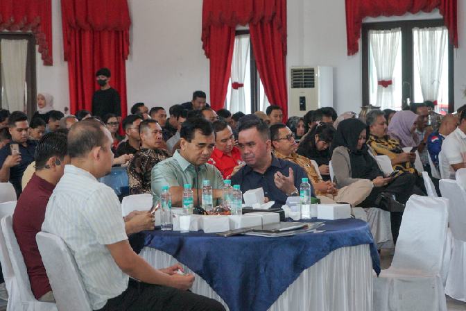Sosialisasi Kesiapan Rakernas ke XVIII APEKSI dan Semarak HUT ke-436 Kota Medan Tahun 2026 bersama asosiasi dan pelaku usaha pariwisata kota Medan, di Gedung PKK Kota Medan, Kec. Medan Petisah, Sabtu (13/6/2026).