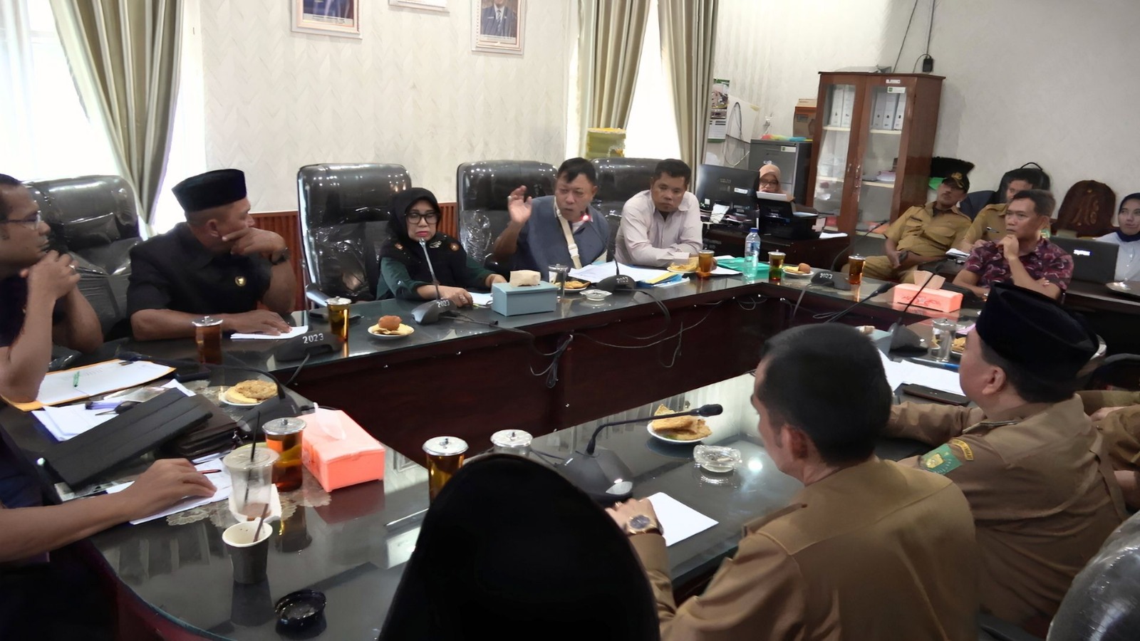 Pedagang Menolak Rencana Pembangunan KDMP di Pasar Senin Kecamatan Hinai