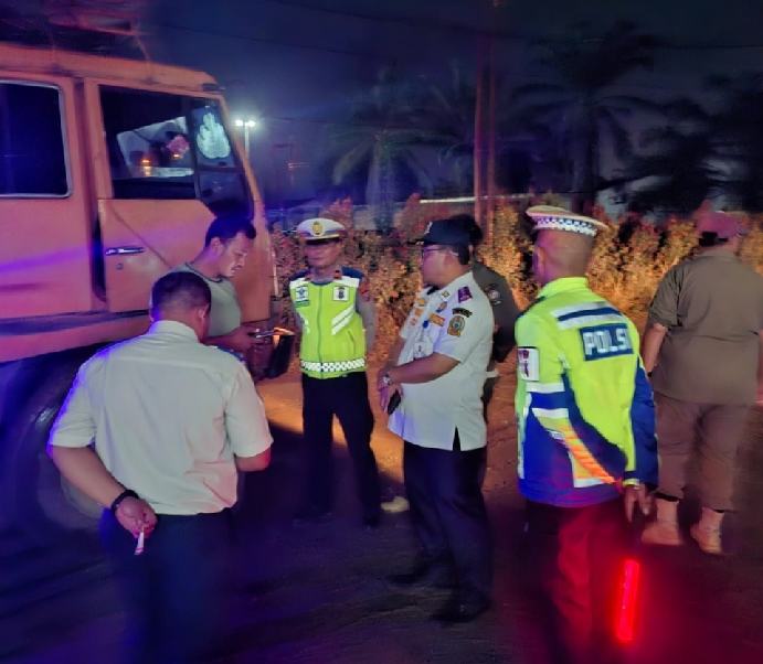 Pemerintah Provinsi (Pemprov) Sumatera Utara (Sumut) telah mengalokasikan anggaran Rp17 miliar lebih untuk peningkatan struktur jalan provinsi Lubuk Pakam–Tanah Abang, dan mengalokasikan anggaran Rp14 miliar untuk jalan provinsi Tanah Abang–Galang–batas Serdangbedagai, yang bersumber dari APBD Sumut Tahun Anggaran 2026. Foto/Diskominfo Sumut 