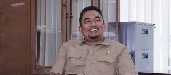 Zulham Efendi Soroti Antrean Panjang BBM Bersubsidi di SPBU