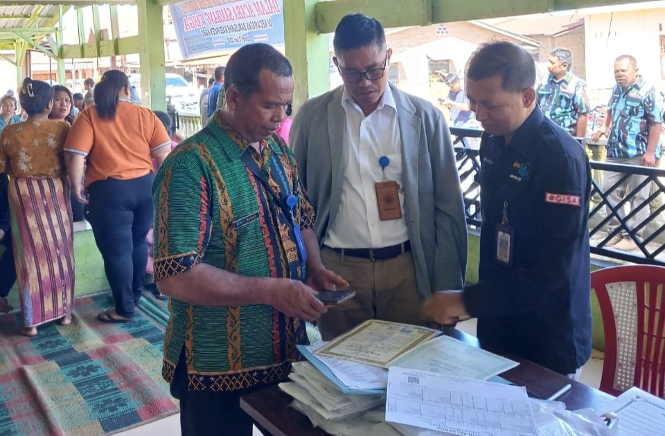 Pengurusan Dokumen Kependudukan di Disdukcapil Kabupaten Karo Cepat Praktis dan Gratis